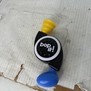 Hasbro 2014 Bop It Mini Gaming Small Electronic Games Tested And Works
